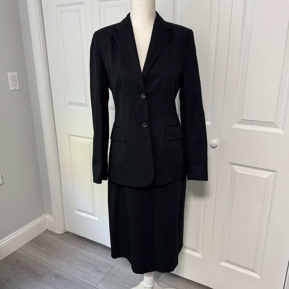 Banana Republic Womens Black 100% Wool 2 Piece Skirt Suit Set Blazer Size 6